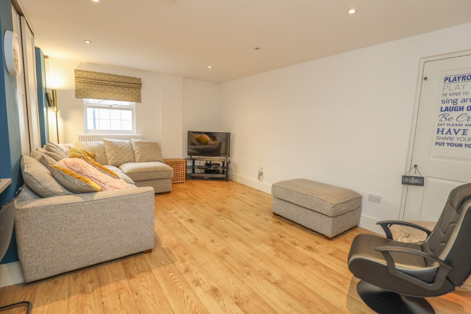 Heol Cae Pwll, Colwinston, Near Cowbridge, Vale of Glamorgan, CF71 7PL